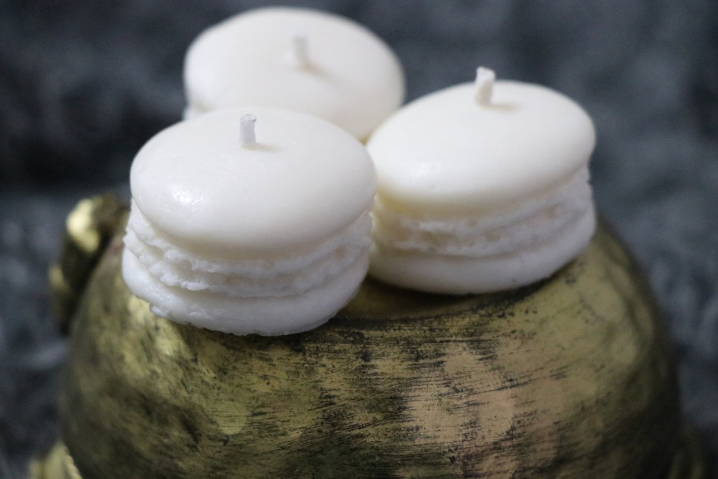 Macrons